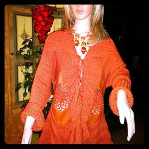 FINAL SALE SIONI NEW Orange color Long sweater.